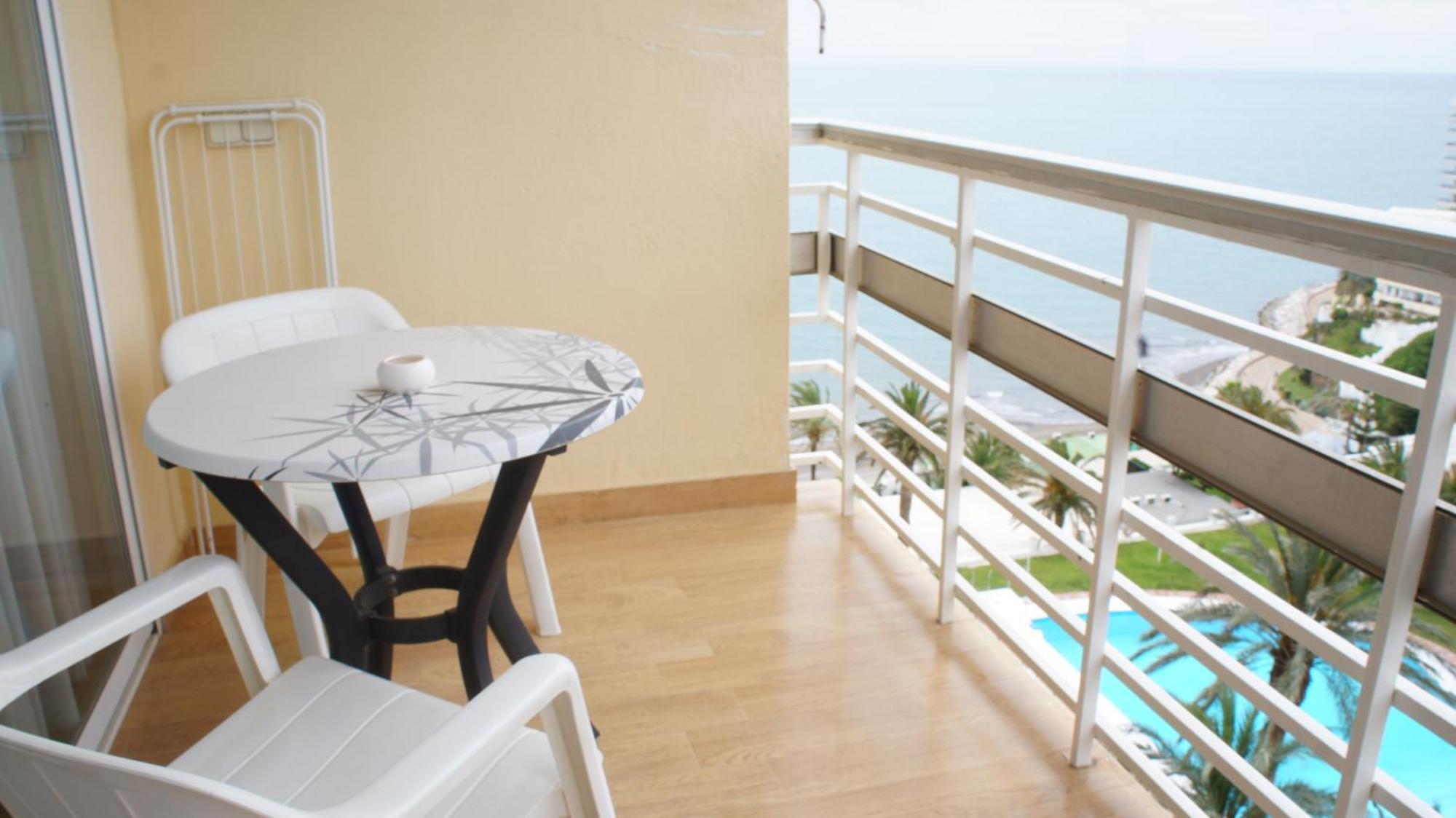 Apartamentos La Roca Rentals Τορρεμολίνος Εξωτερικό φωτογραφία